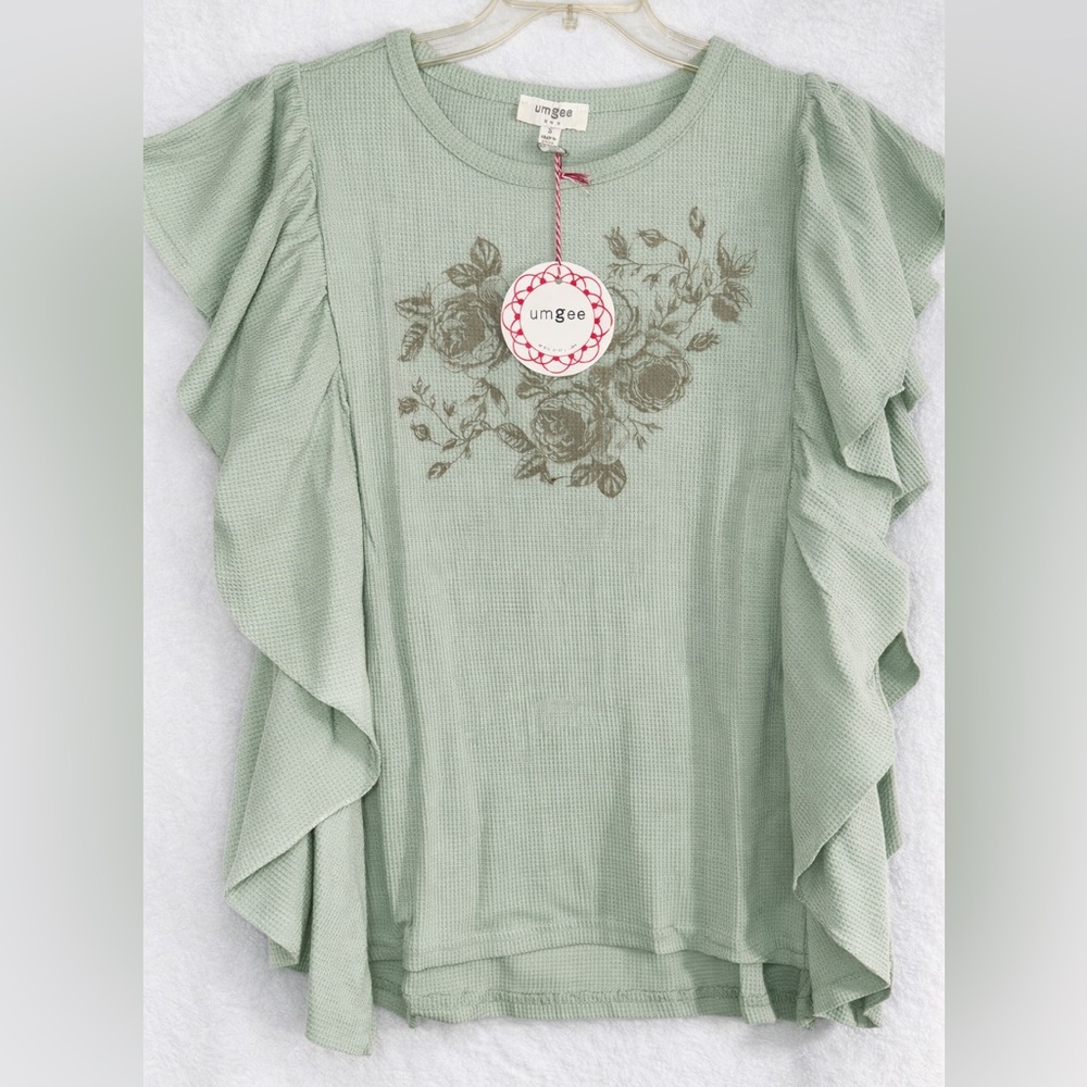 Umgee Sage Green Waffle Knit Flutter Sleeve Top NWT